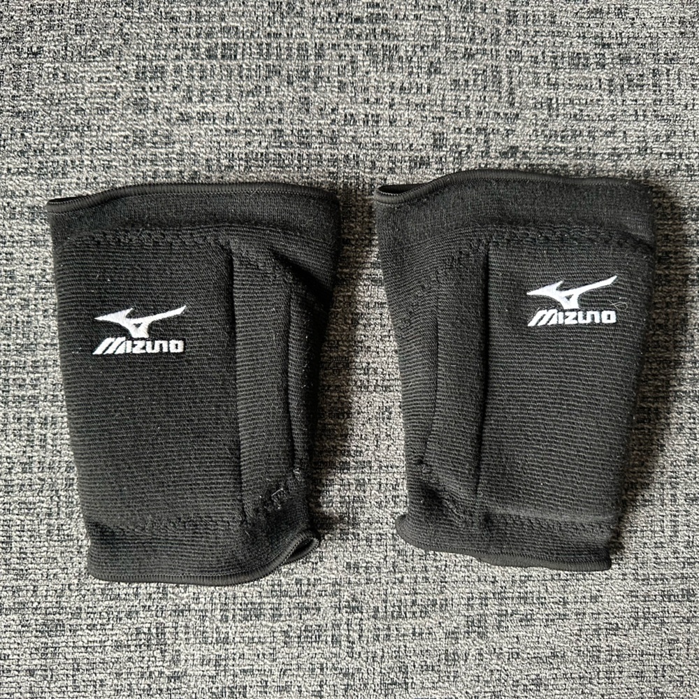 Mizuno Volleyball Knee Pads